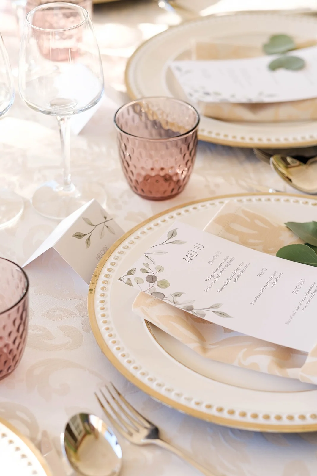 Mise en place con menu d'autore